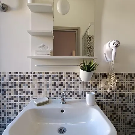 Ginny's Oda ve Kahvaltı *